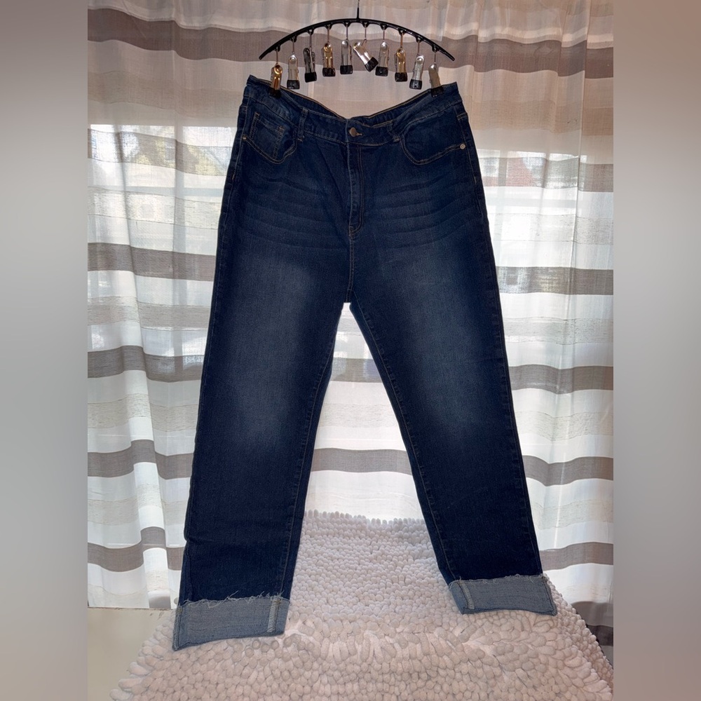 SHEIN Dark Wash Straight Leg Jeans - Dark Blue